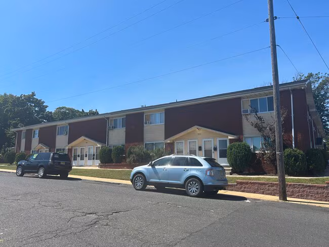 Morris Mews apartment kitchen